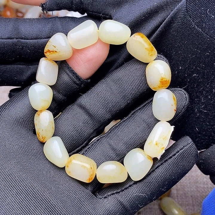 和田玉未镶嵌手链