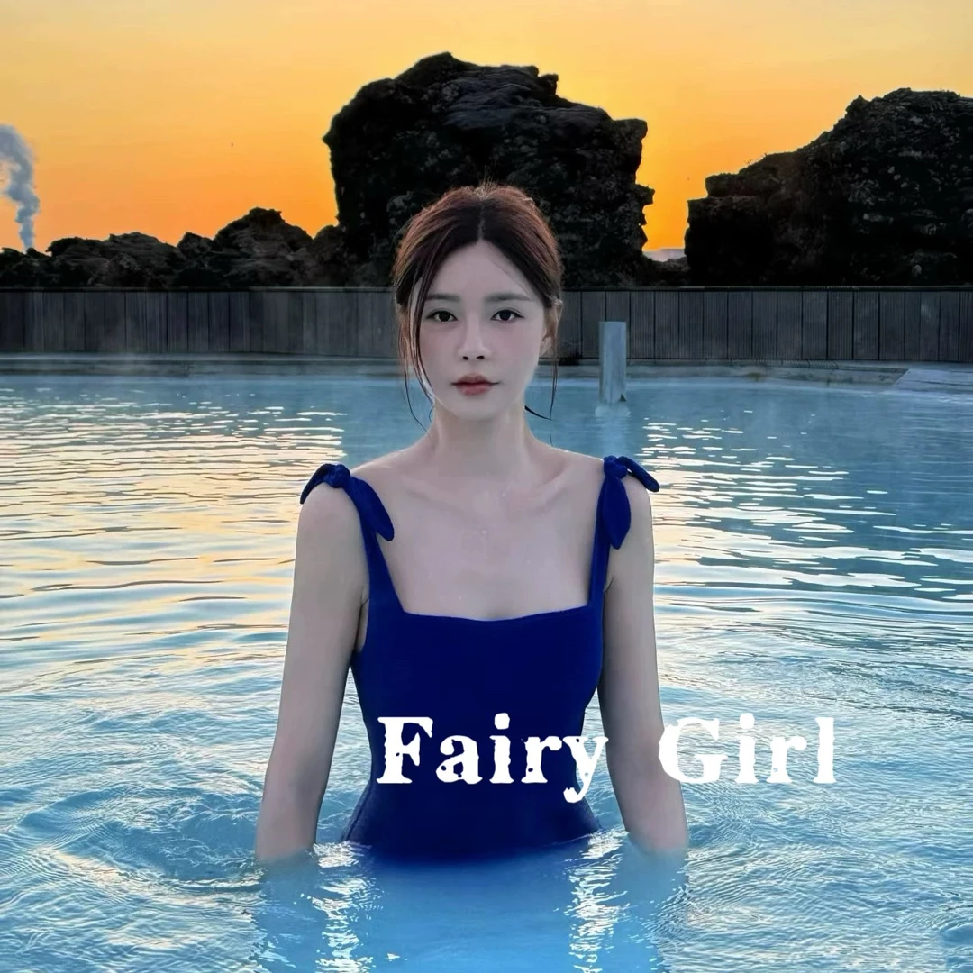 沈梦辰同款泳衣克莱因蓝明星显白连体2025新款温泉游泳显瘦网红