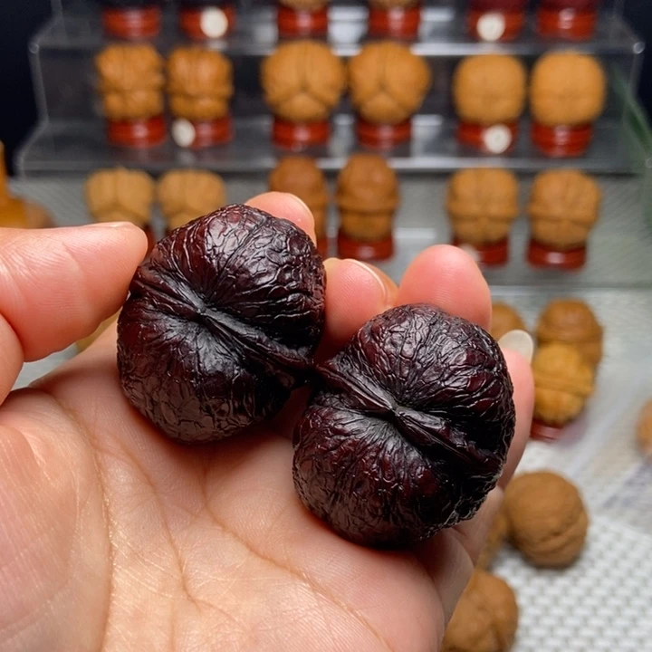 把件文玩核桃峭壁元宝地闷31