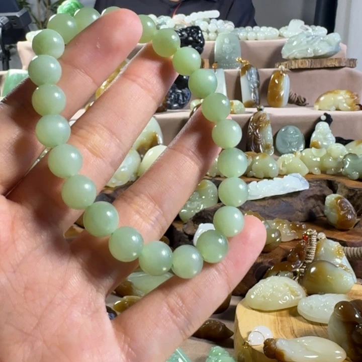 和田玉（糖玉）未镶嵌颈饰