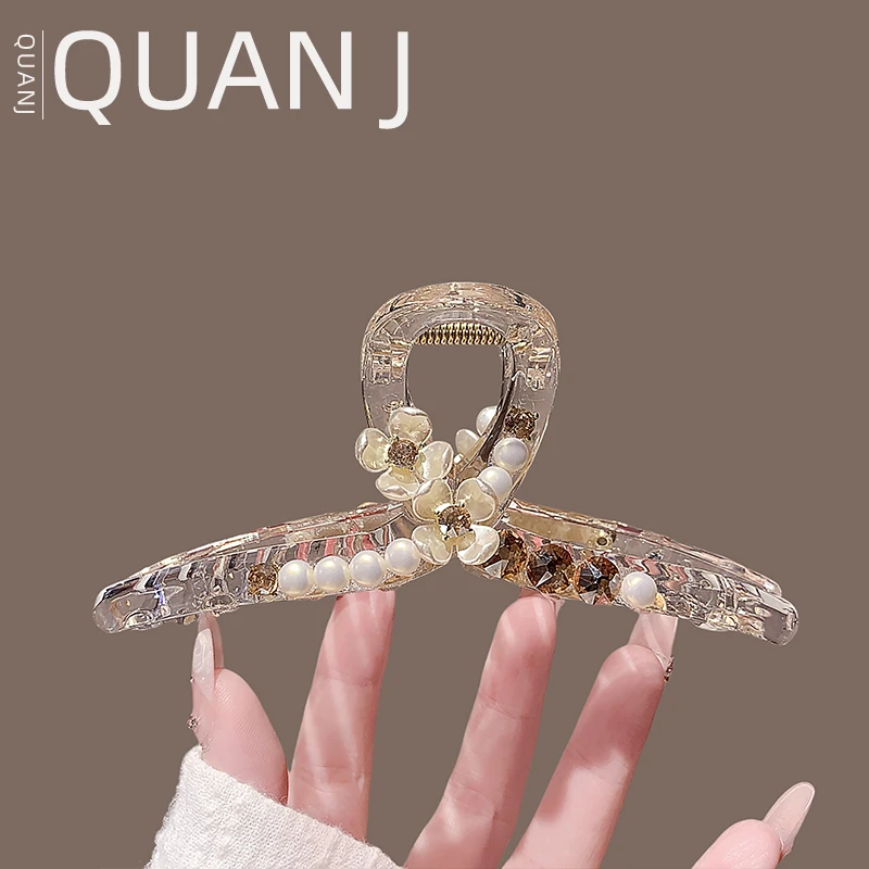 2025新款珍珠花朵抓夹高级感大号后脑勺盘发鲨鱼夹头饰女气质发夹