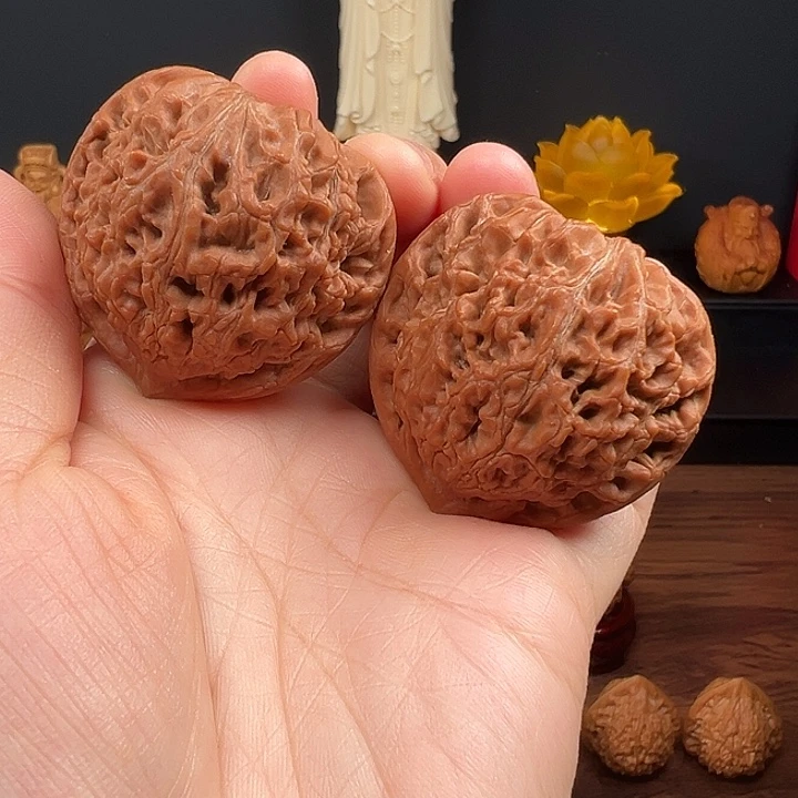 文玩核桃吊坠44水龙纹