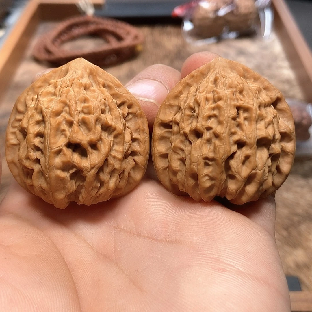 吊坠桃核【金牛】41尺寸 全品无修无药