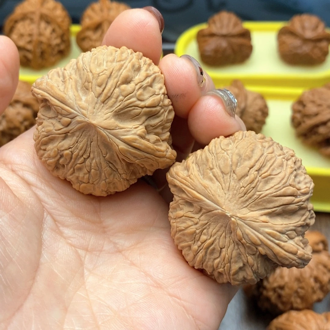 把件文玩核桃44尺泥鳅背