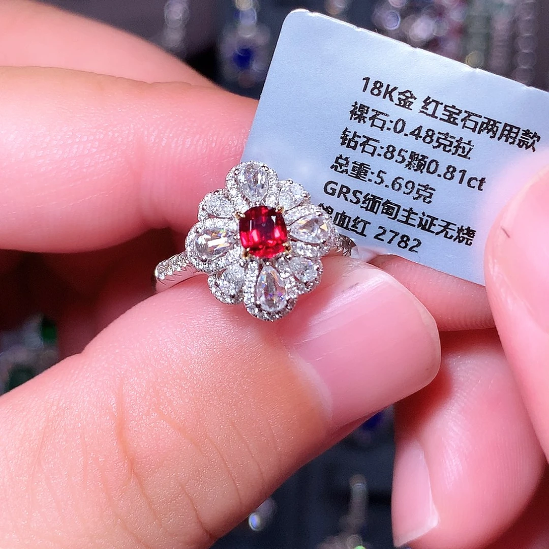 红宝石戒指18K金镶嵌