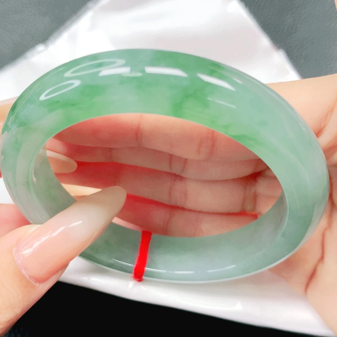 翡翠未镶嵌手镯56