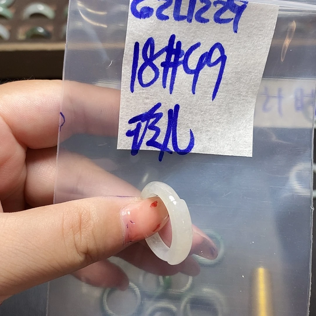 未镶嵌定制翡翠翡翠