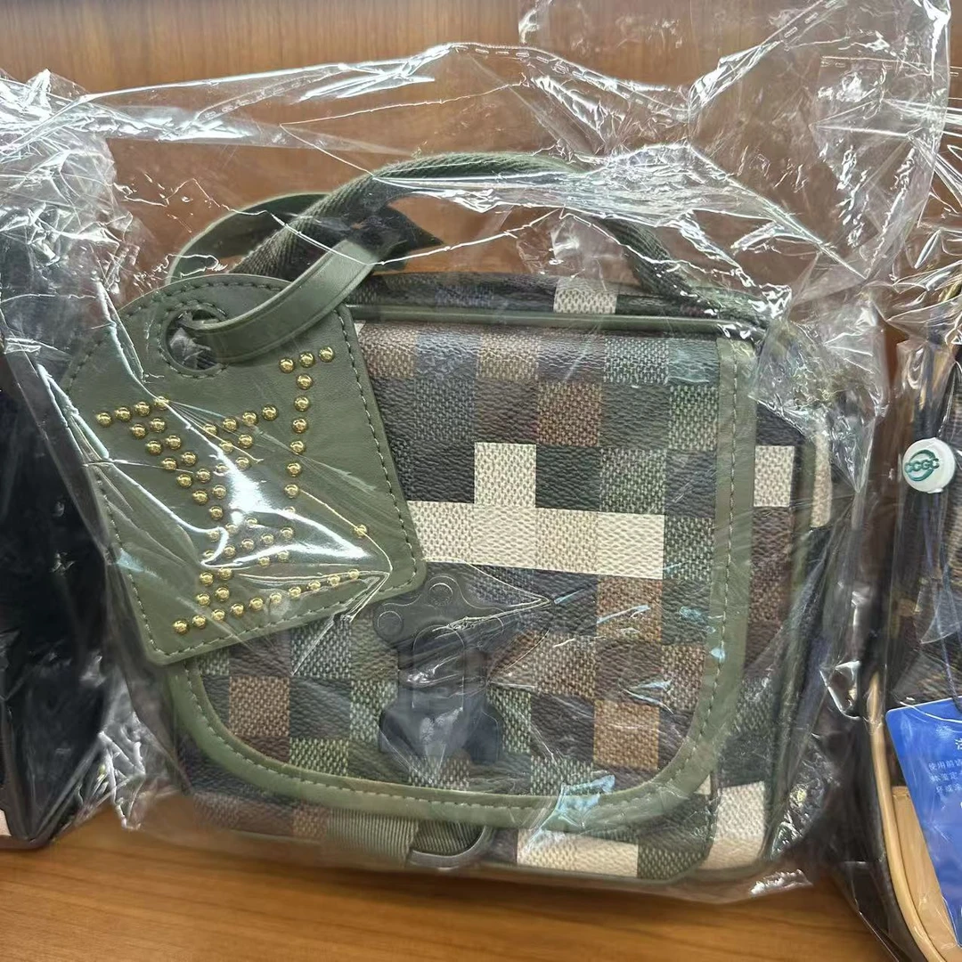 95新 LouisVuitton/路易威登 lv 绿色棋盘格  mg  /二奢包包