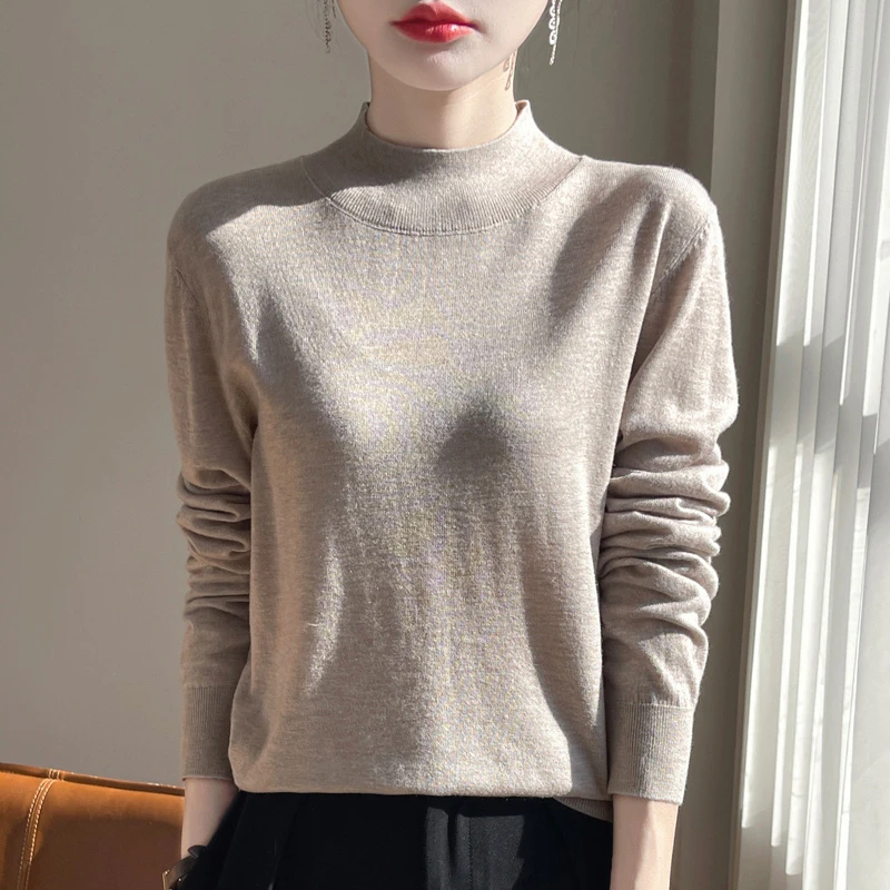 新款半高领精纺针织衫纯色洋气保暖宽松显瘦时尚气质显年轻简约女