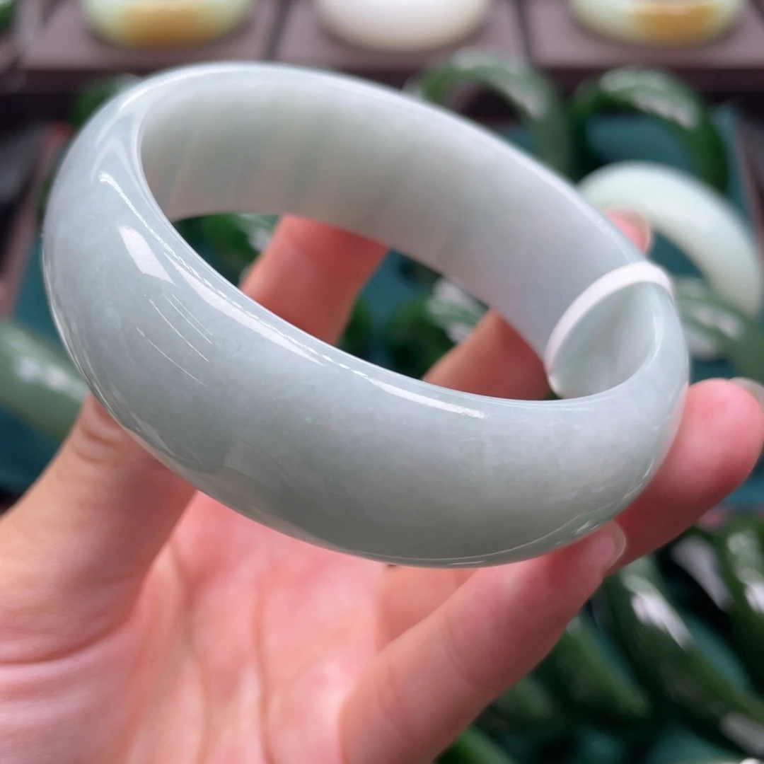 翡翠未镶嵌手镯5758