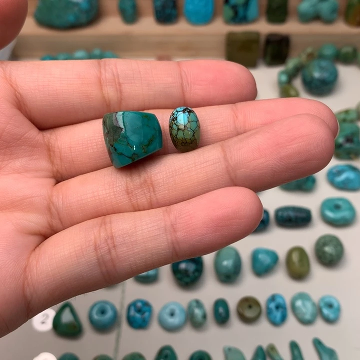 未镶嵌绿松石珠宝奇石