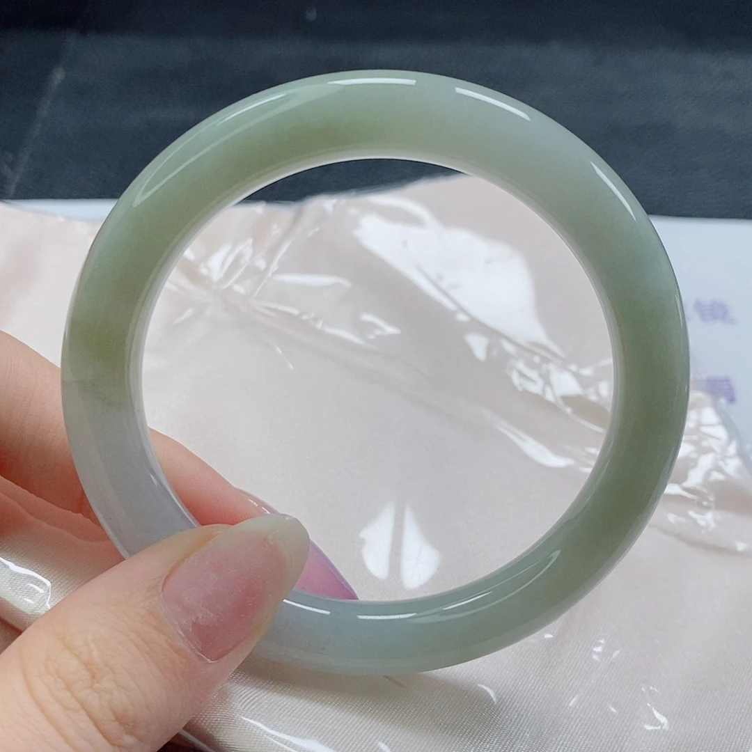 【闪购商品】未镶嵌手镯（圆镯）翡翠465号