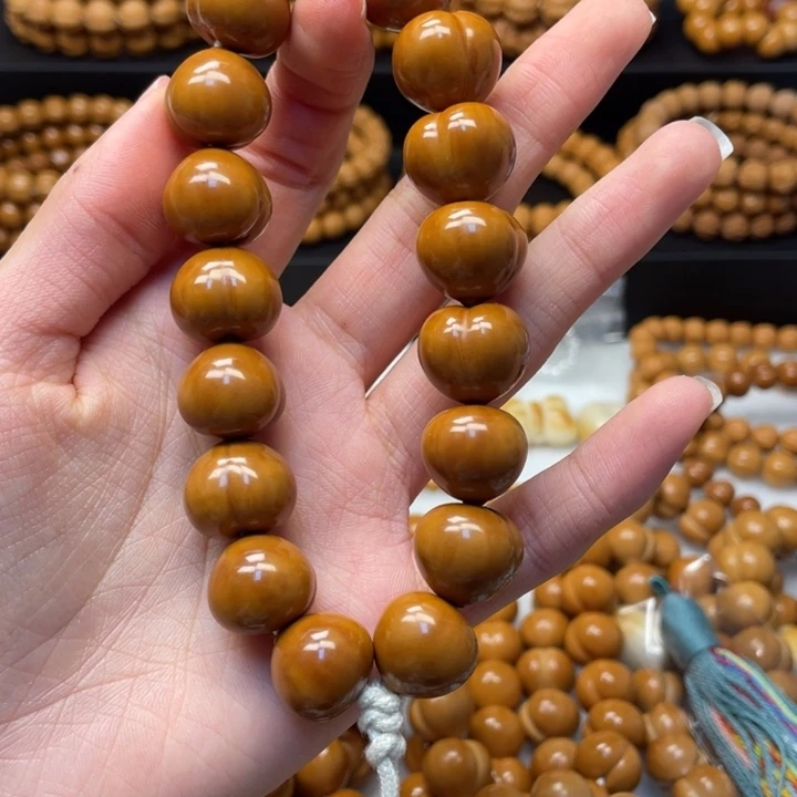 浅***风吊坠猴头核桃二等屁桃猴头核桃