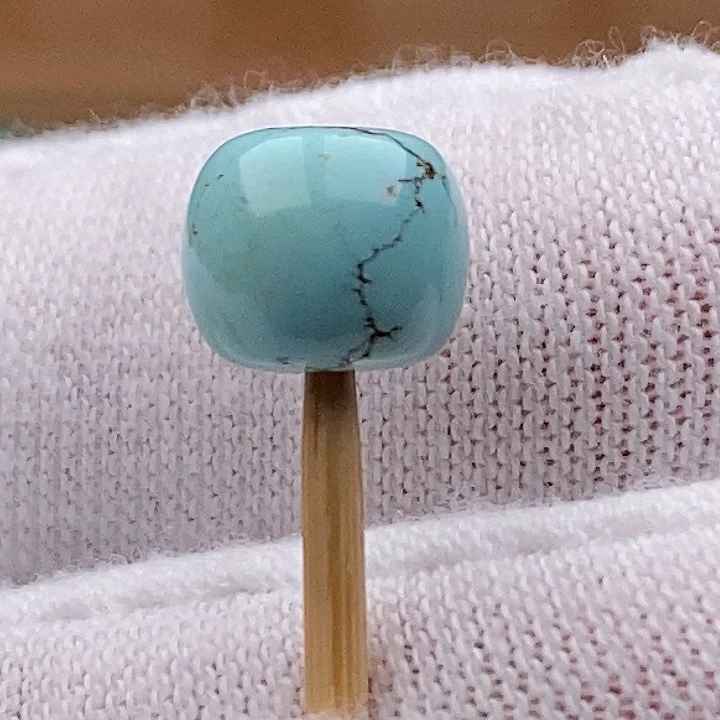 绿松石未镶嵌珠宝奇石8