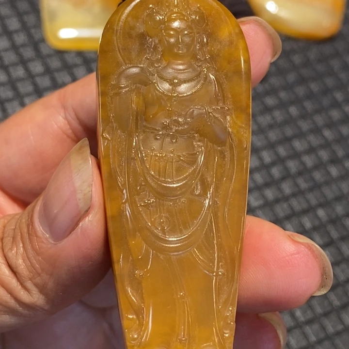 石英质玉（黄龙玉）未镶嵌挂件