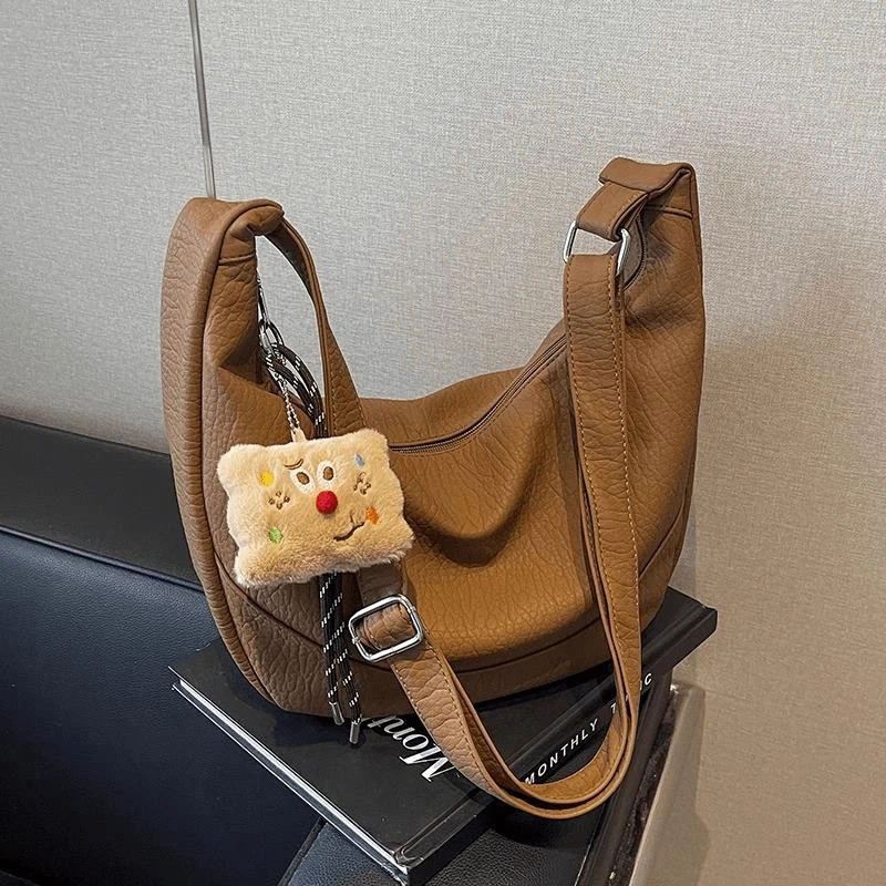 简约软面大容量包包女2024新款单肩包时尚洋气秋冬复古通勤斜挎包