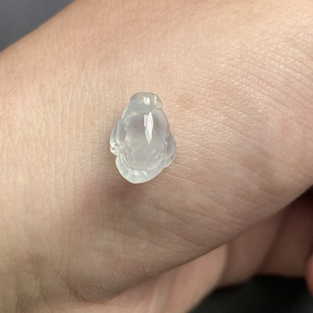 天然缅甸翡翠A货 冰胶水润金蟾