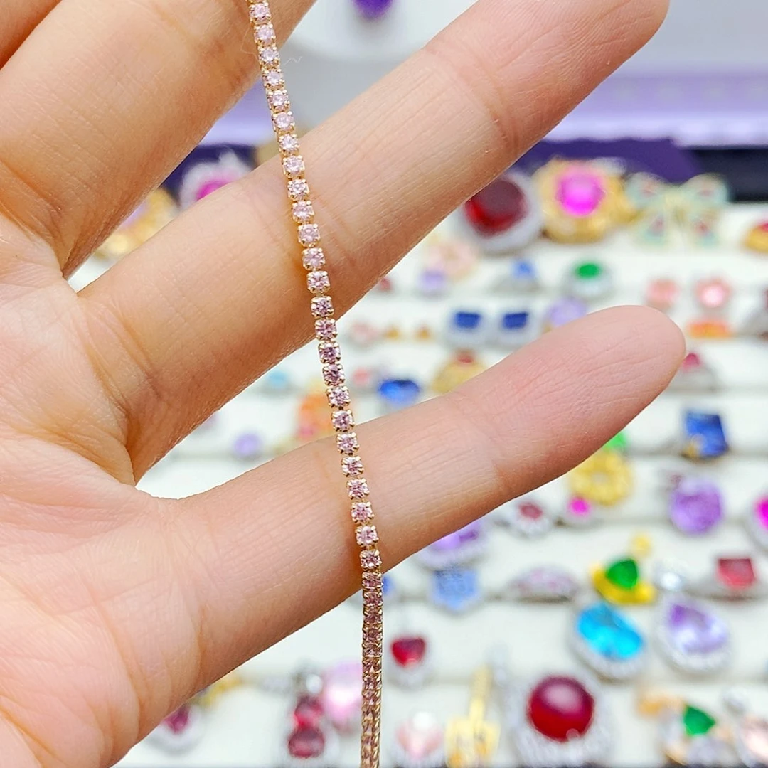 颈饰彩色蓝宝石未镶嵌