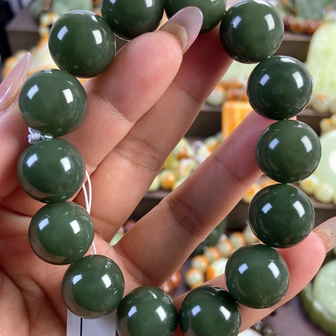 透闪石质玉未镶嵌手串