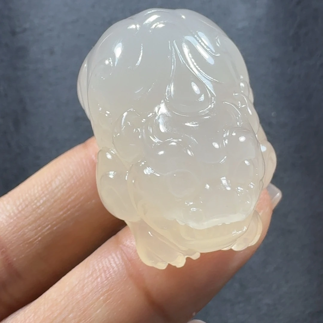 玛瑙/玉髓未镶嵌荔枝冻貔貅