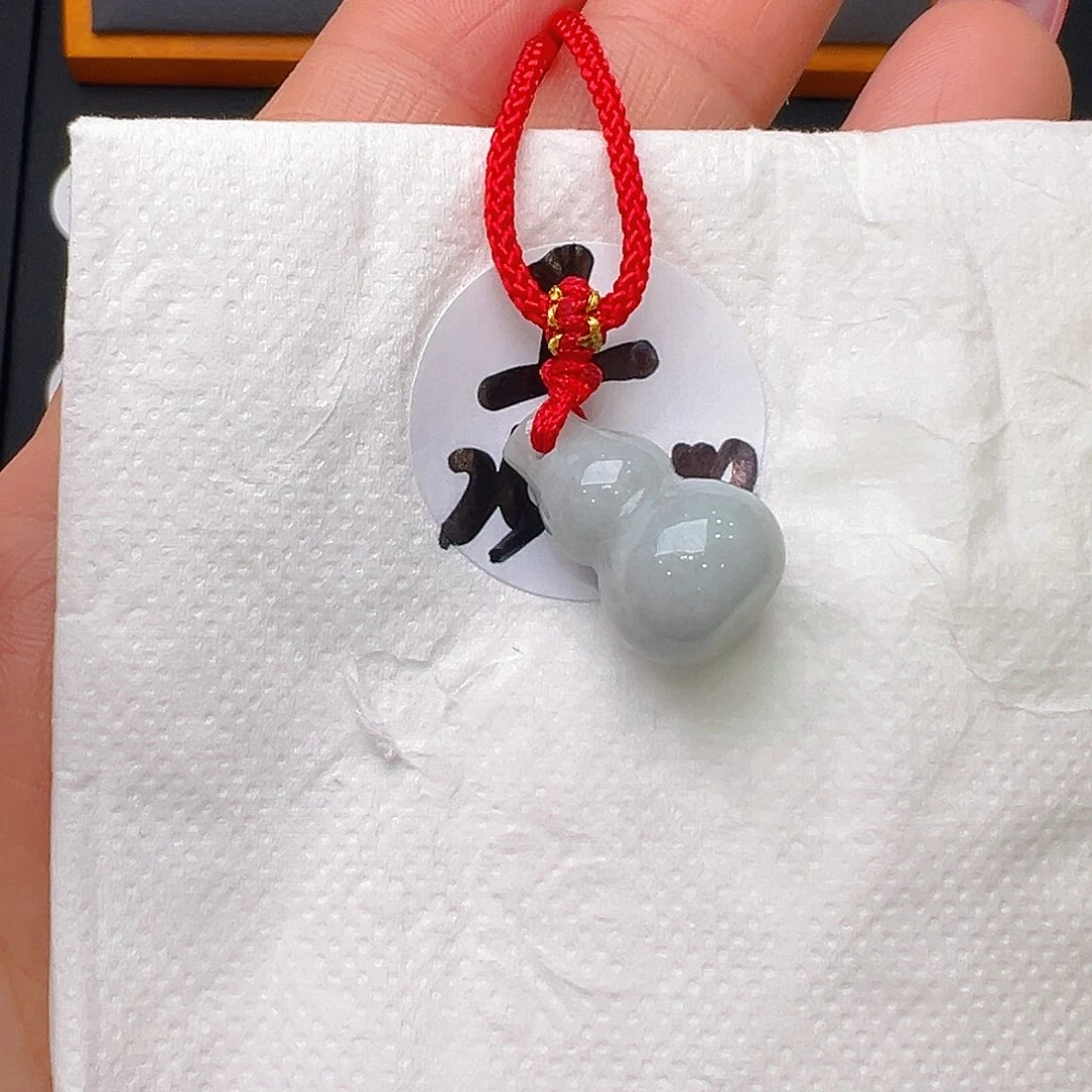 翡翠未镶嵌颈饰福利