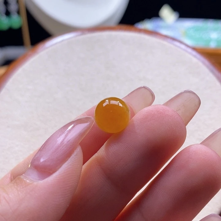 翡翠未镶嵌颈饰翡翠黄红圆珠卡10.3