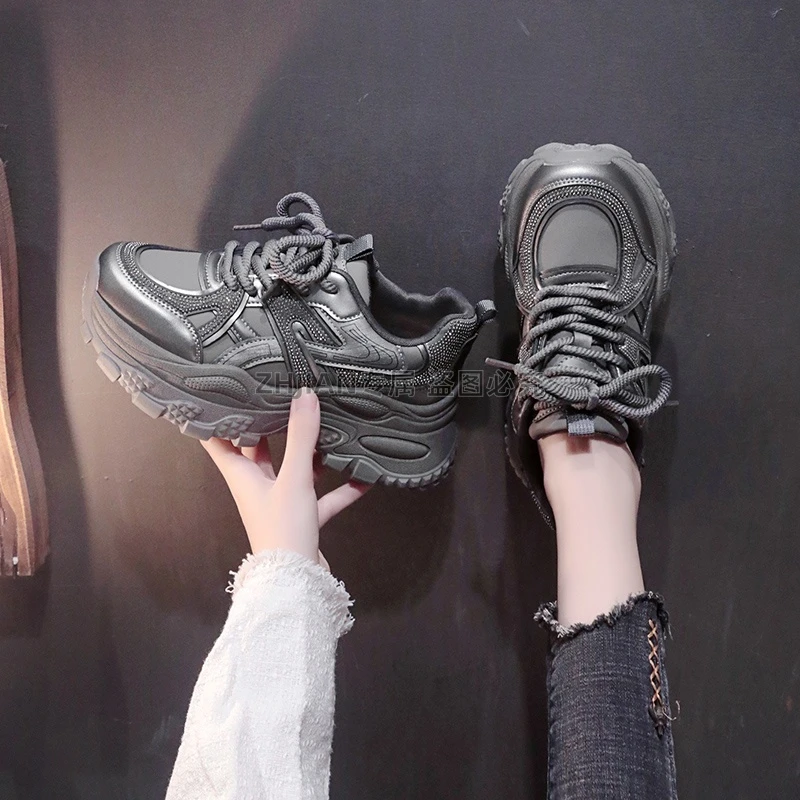 网红时尚水钻新款老爹鞋女款2025爆款洋气百搭老爹鞋女款秋冬款