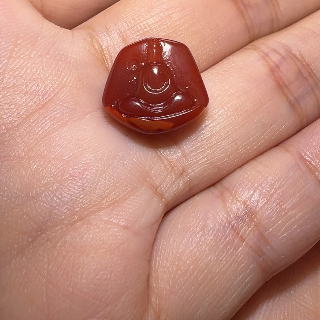 南红玛瑙珠宝奇石未镶嵌无相佛背云