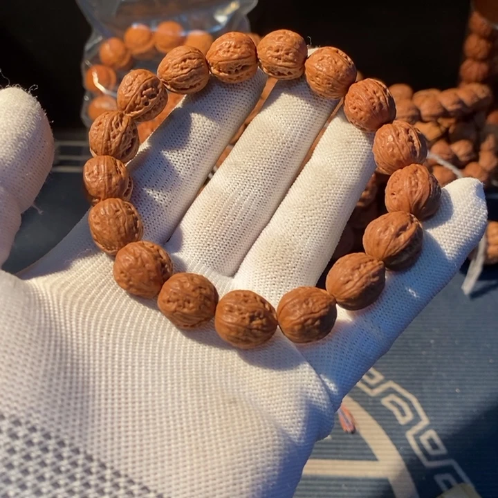 文玩核桃手串……61