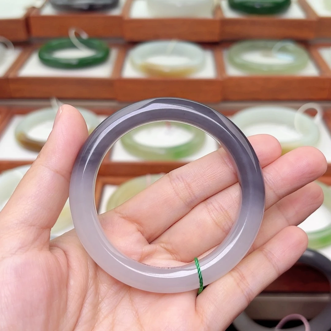 【闪购商品】未镶嵌手镯和田玉