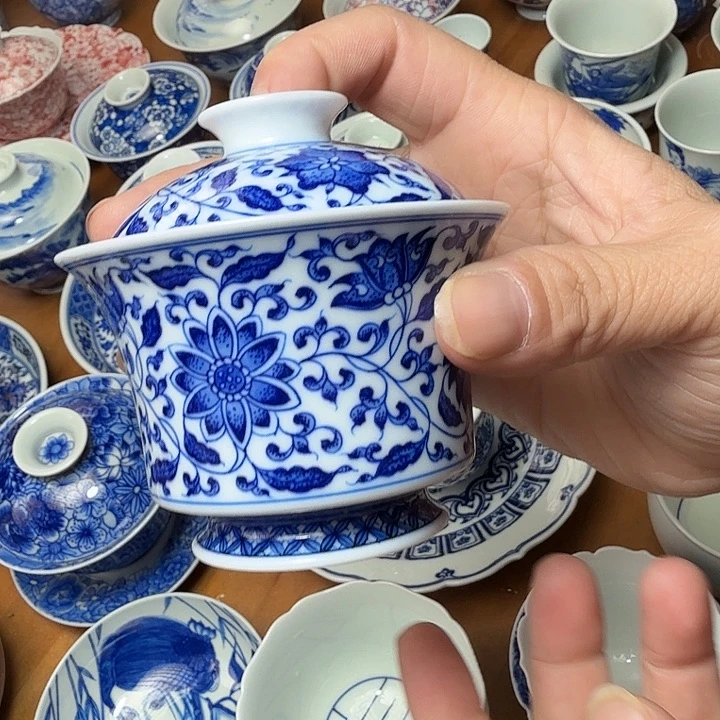 手绘缠枝莲点工福利款