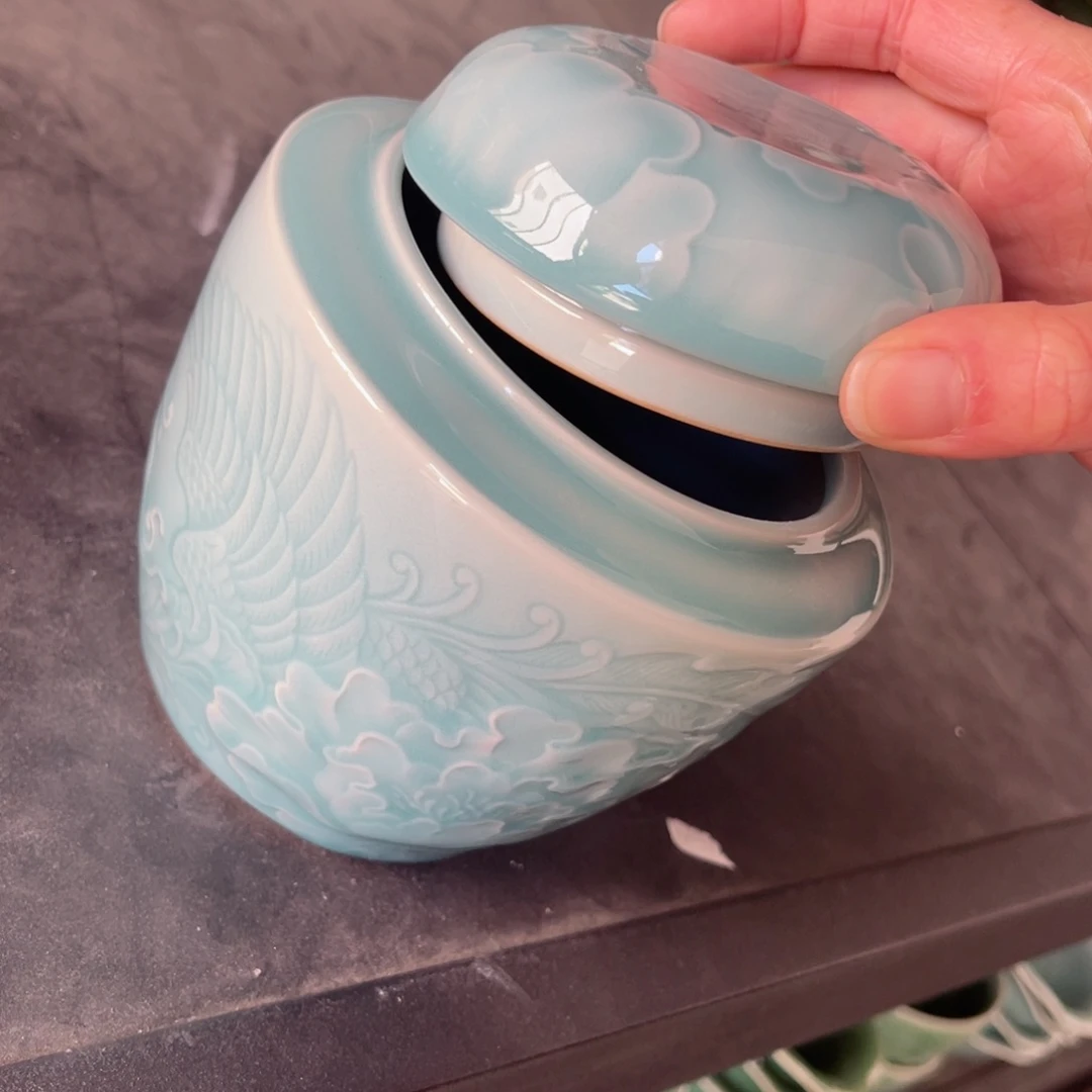 碗哈哈哈哈h h h h h h h