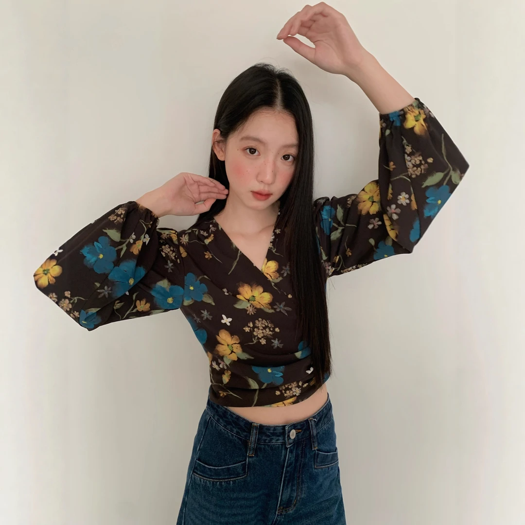 NEWOPEN2025早秋文艺复古印花衬衫女后绑带长袖v领上衣F6276
