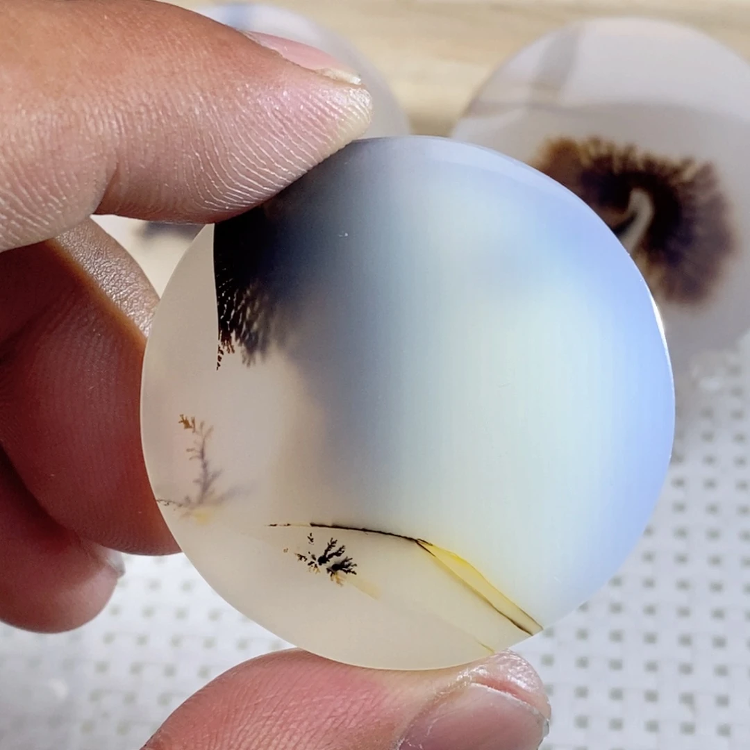 玛瑙/玉髓颈饰未镶嵌家**事