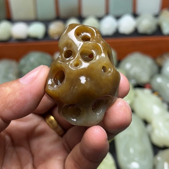 未镶嵌和田玉挂件