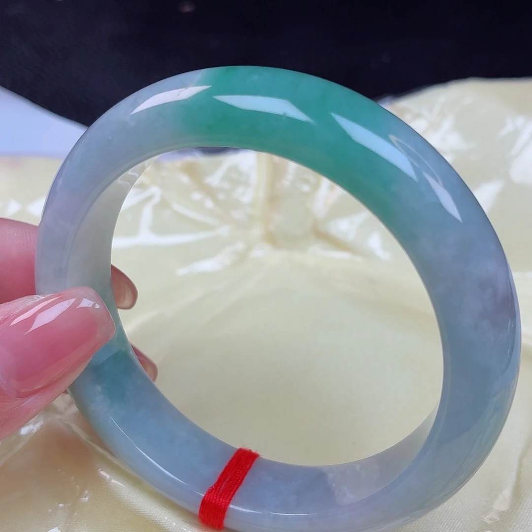 翡翠手镯未镶嵌56+