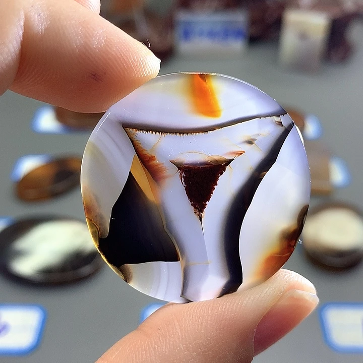 未镶嵌颈饰玛瑙/玉髓