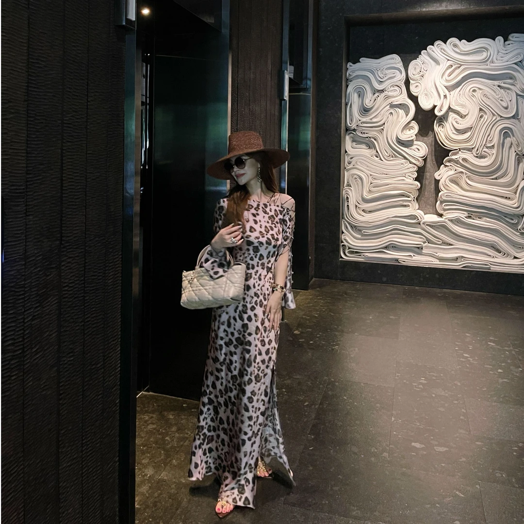 郭甜心【缪斯女神】25早春新款原创设计性感豹纹显瘦连衣裙C-T985