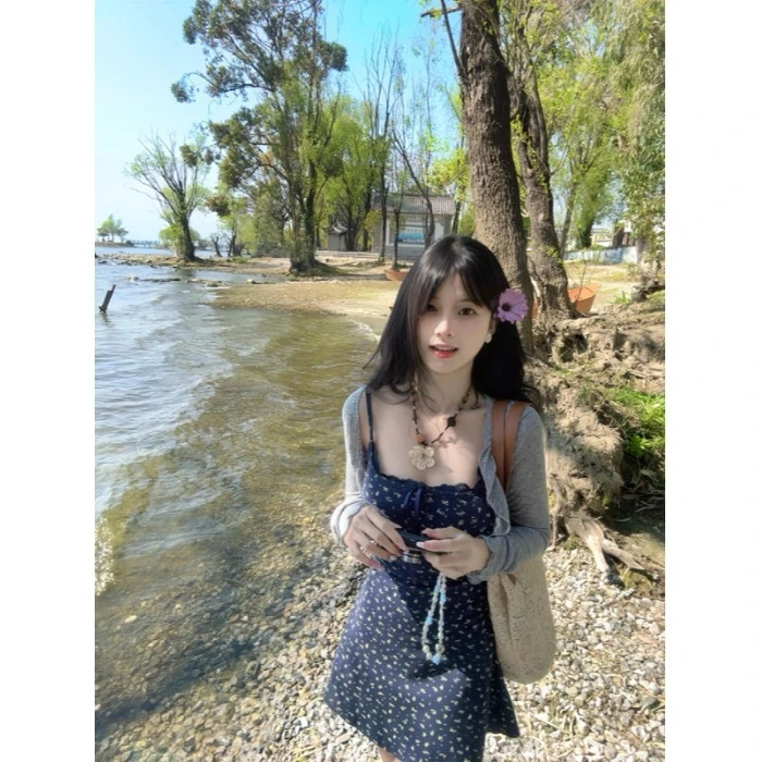 法式碎花吊带连衣裙子女夏季2025年新款小个子春游出行碎花连衣裙