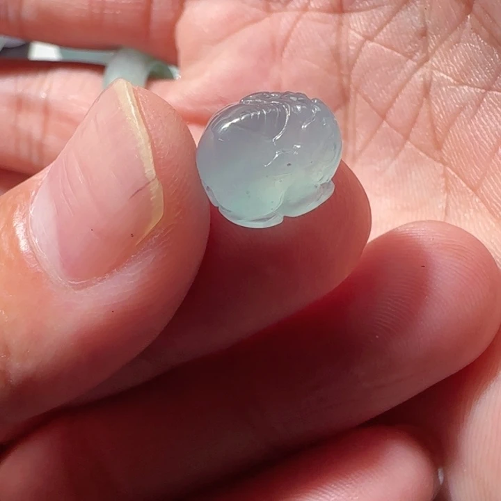 *****定制翡翠未镶嵌天然翡翠貔貅