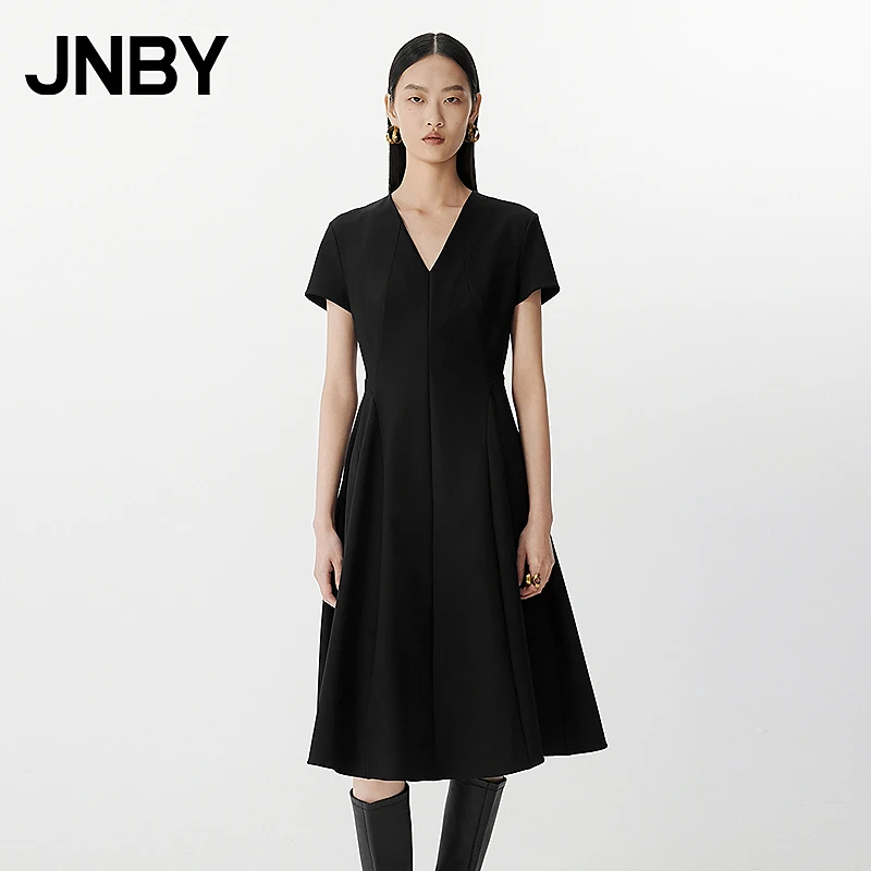 JNBY/江南布衣春夏连衣裙修身短袖V领收腰A字裙中长款5P4G13030