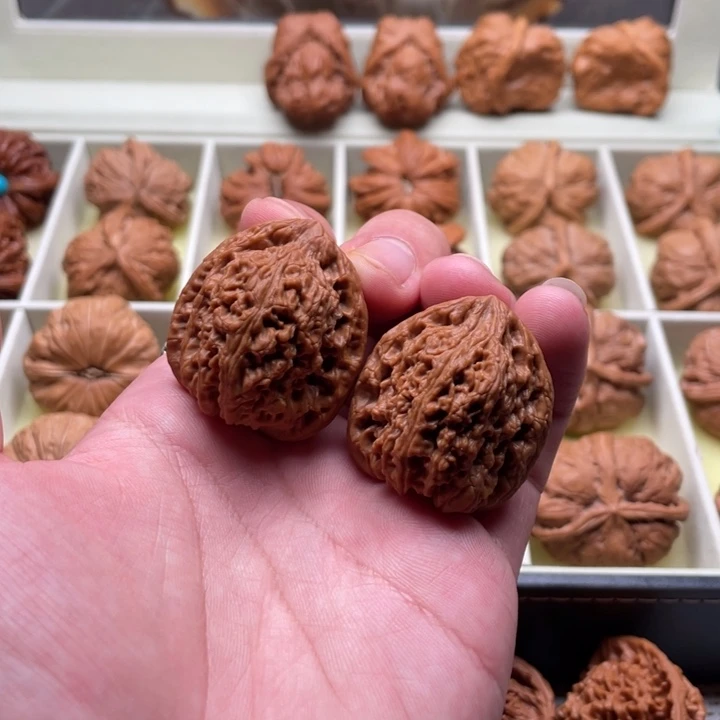 文玩核桃吊坠全品34尺寸三角南疆