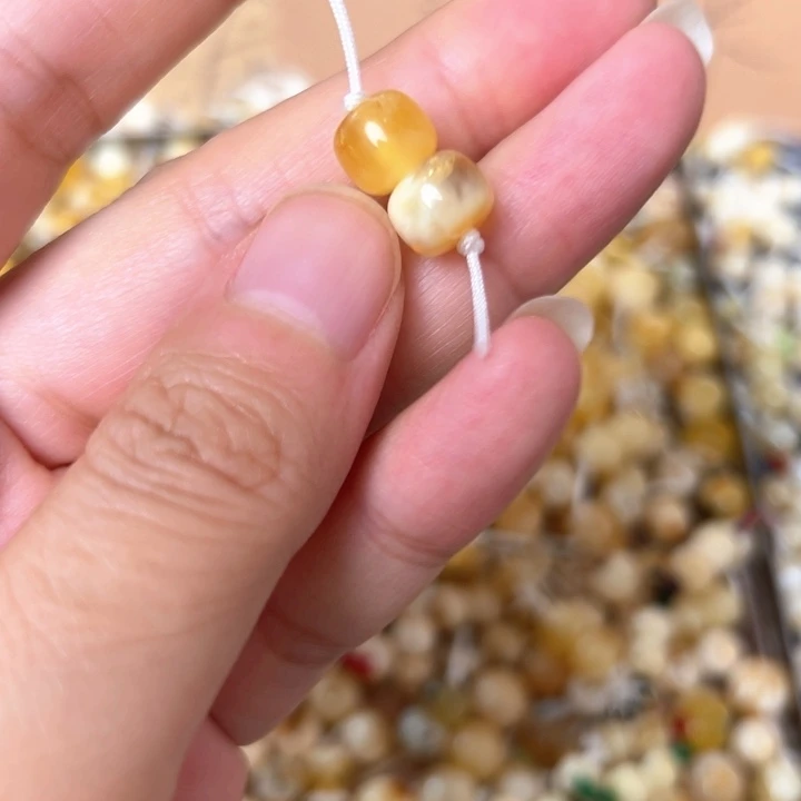 裸石蜜蜡未镶嵌8.5mm一对