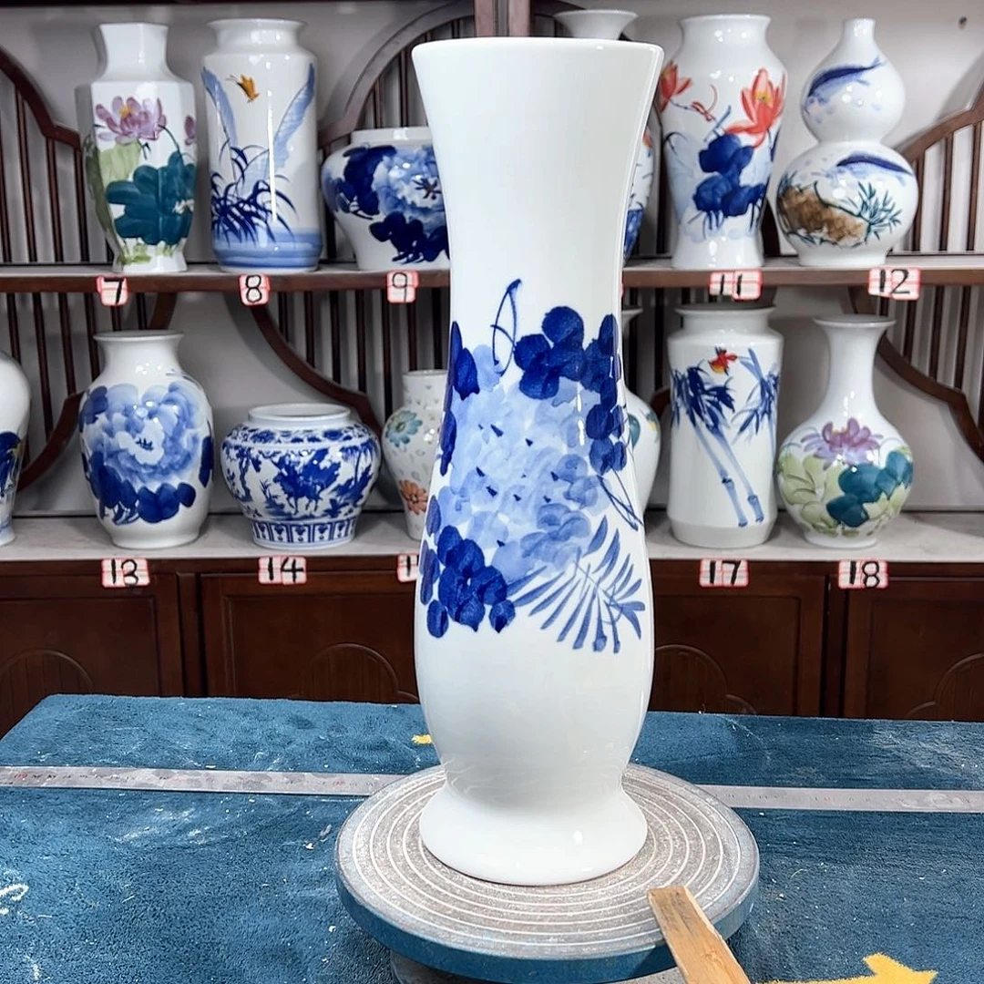 摆件景德镇陶瓷蛮紫藤