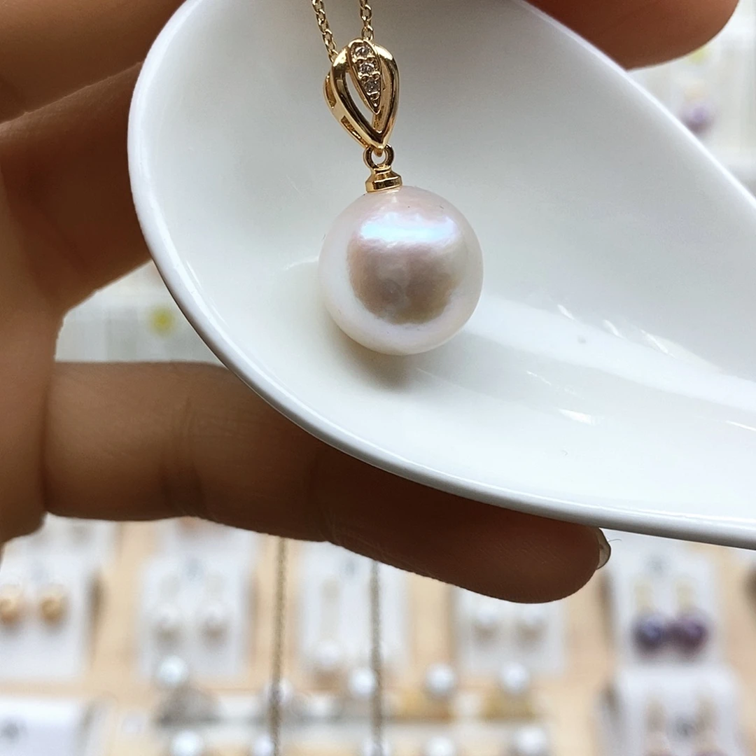 淡水珍珠颈饰合金