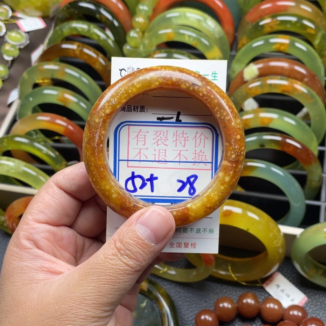 未镶嵌蛇纹石玉手镯有裂手镯特价不退不换