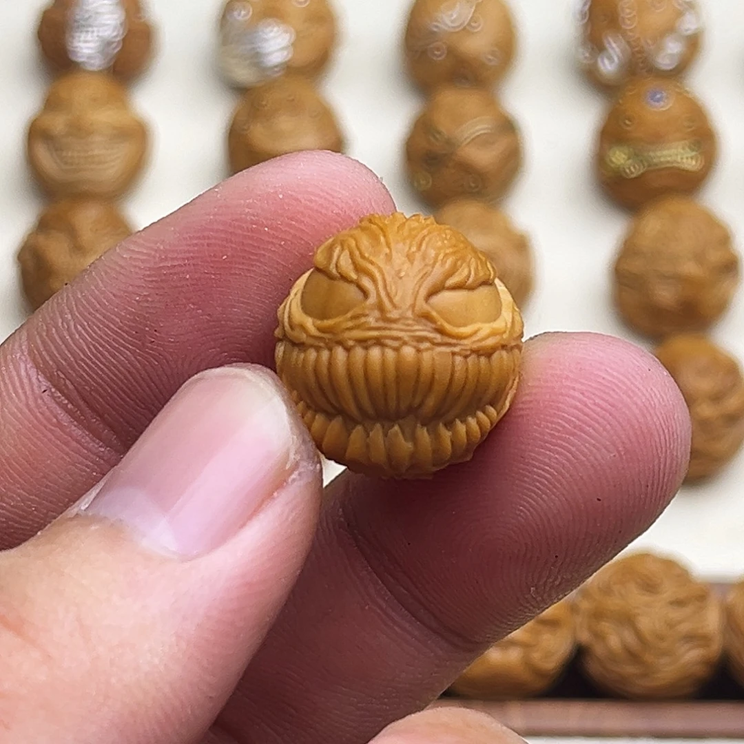 猴头核桃吊坠獠牙毒液17