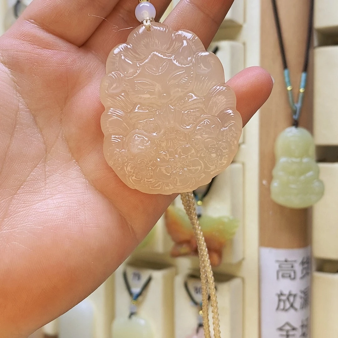 合金颈饰玛瑙/玉髓