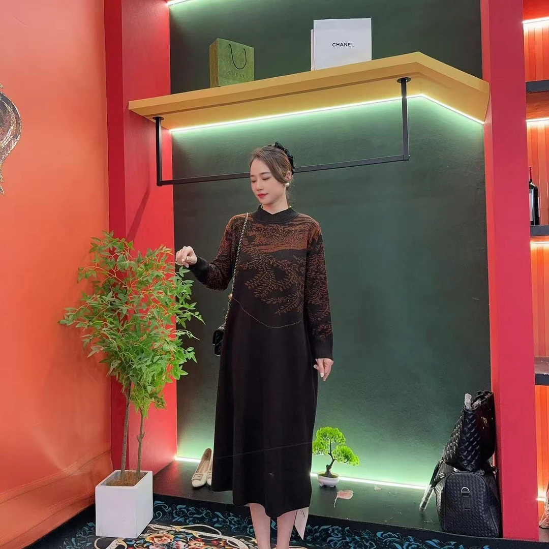 6953多金大码气质减龄长款A字裙子春秋季设计长袖连衣裙女