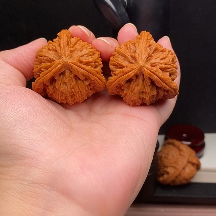 吊坠文玩核桃白奔